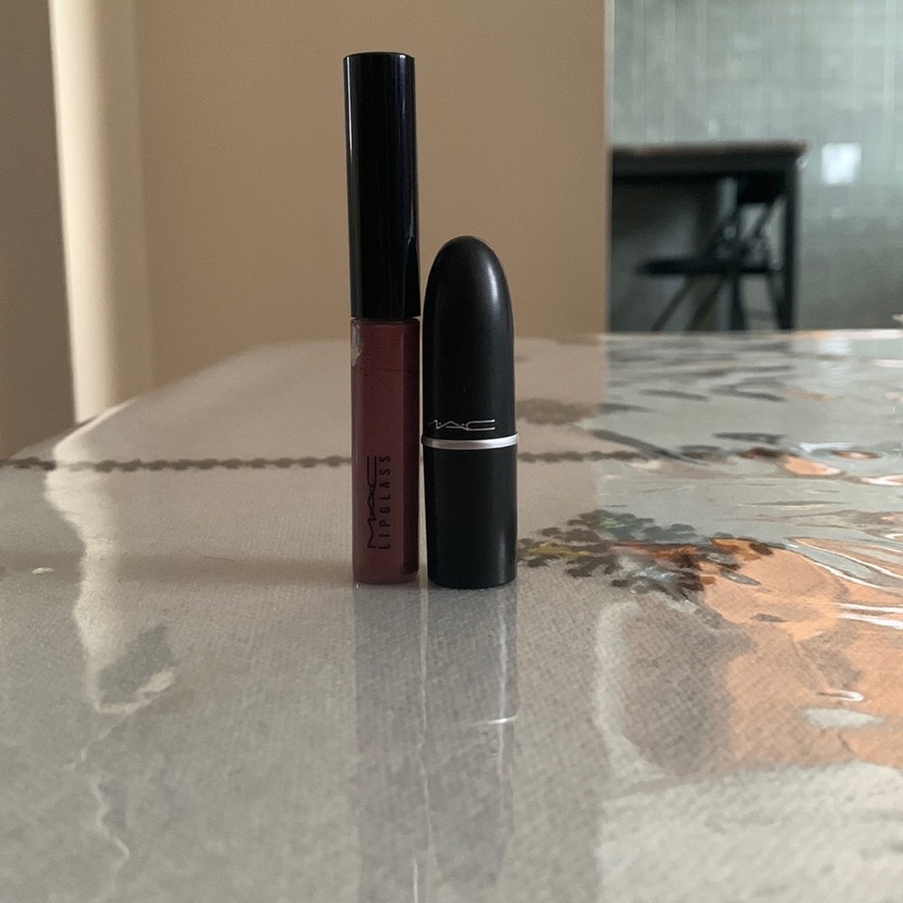 Mac lipstick